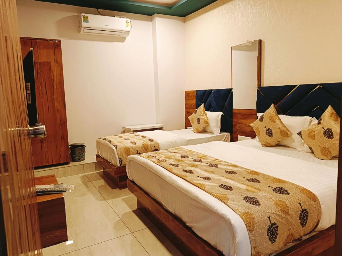 Hotel Maan Palace 바도다라 외부 사진