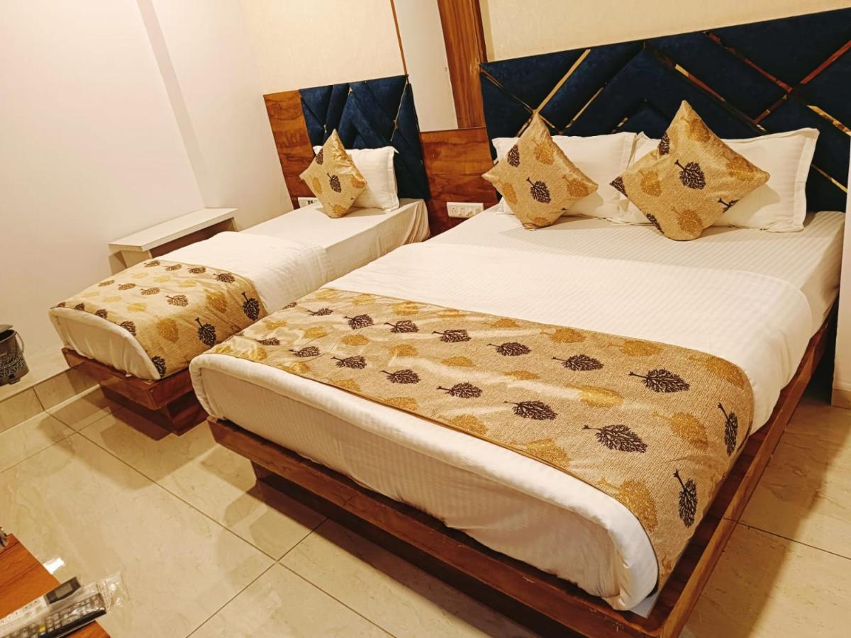 Hotel Maan Palace 바도다라 외부 사진