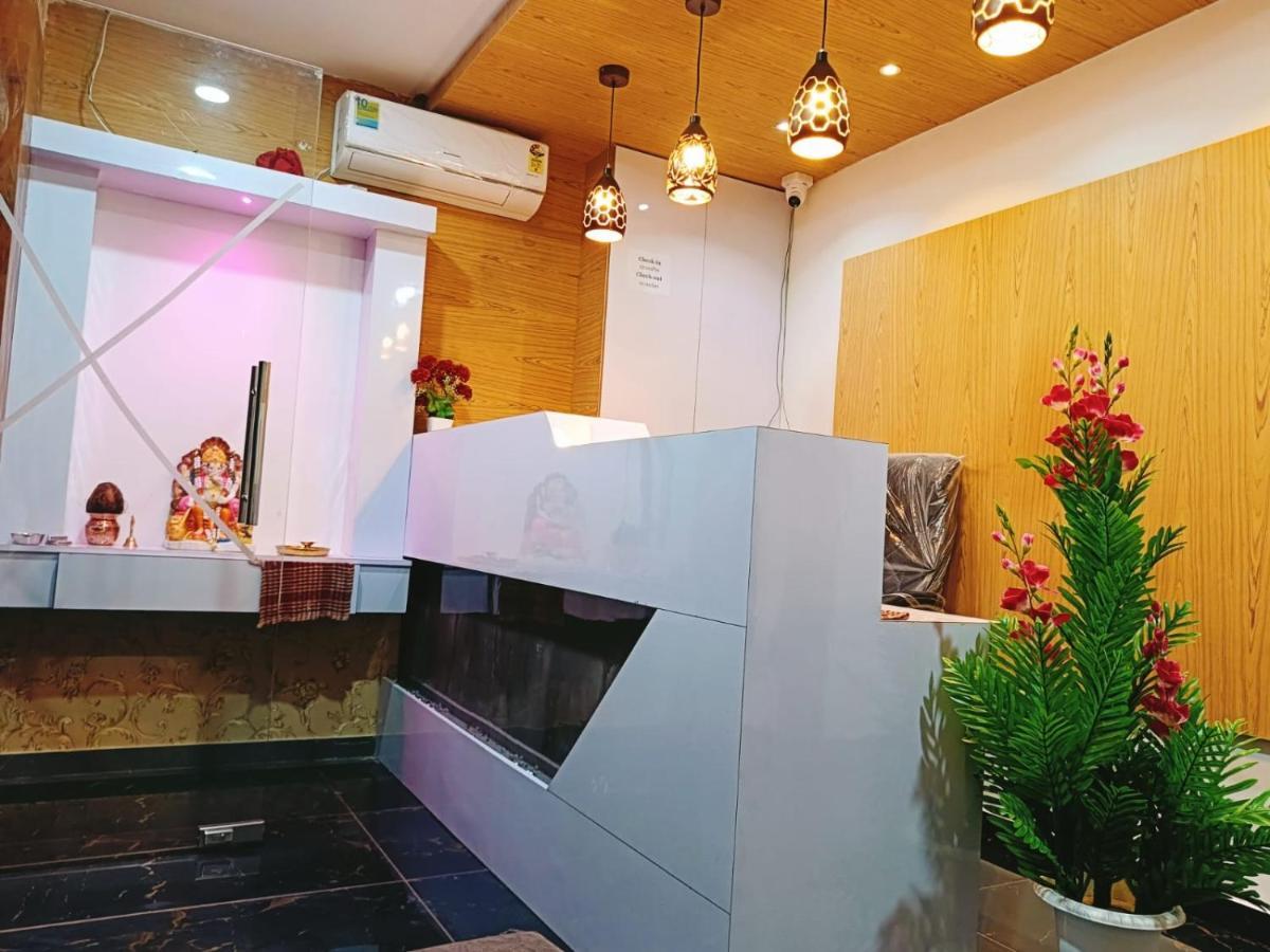 Hotel Maan Palace 바도다라 외부 사진