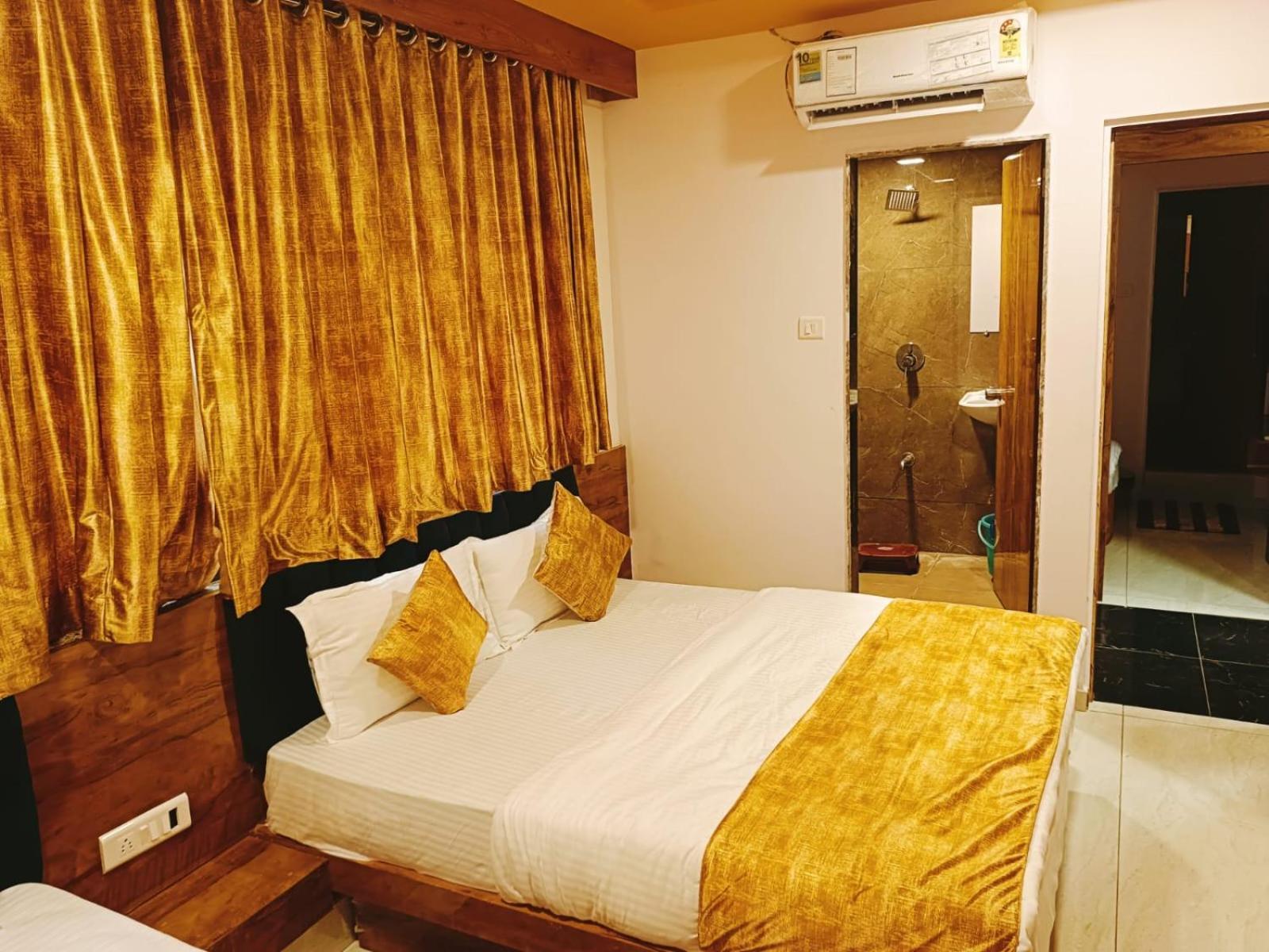 Hotel Maan Palace 바도다라 외부 사진
